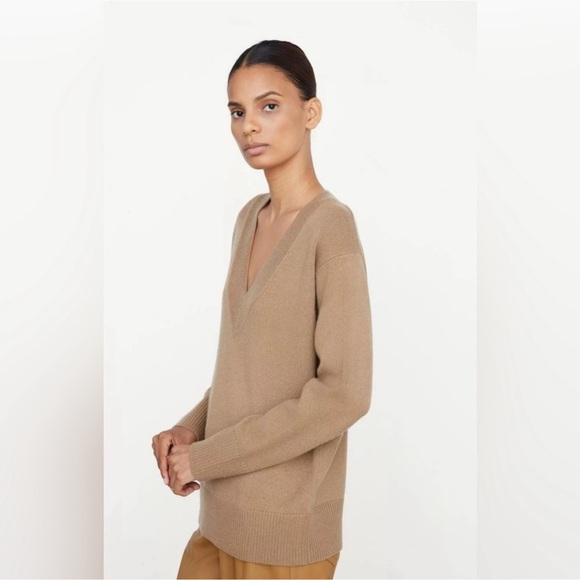 Vince Cashmere V-Neck Sweater in Sand Shell Neutral Women’s Size small - Picture 1 of 9
